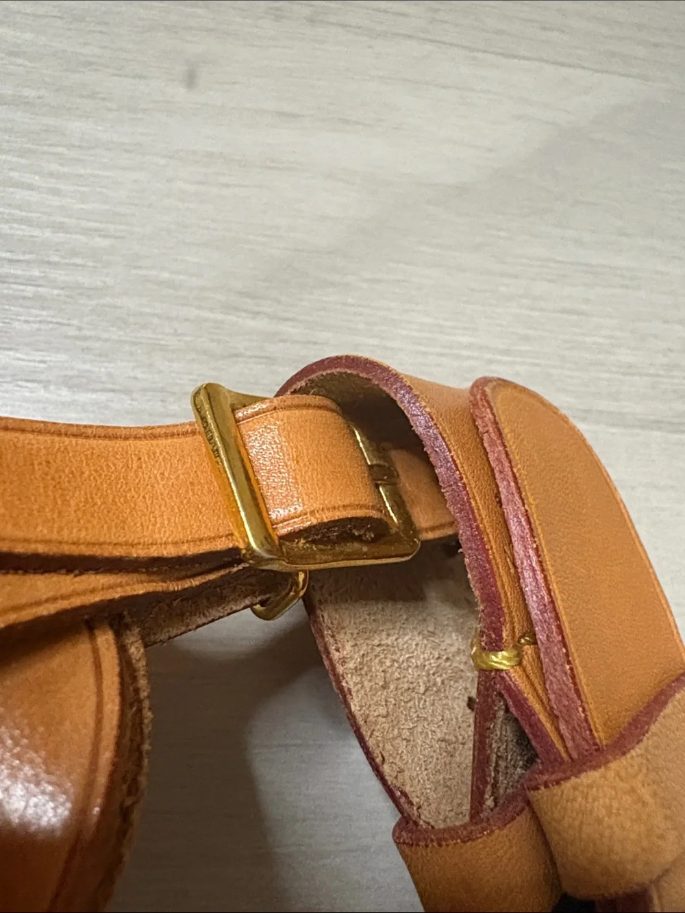 Louis Vuitton Tan Leather Luggage Tag with Strap